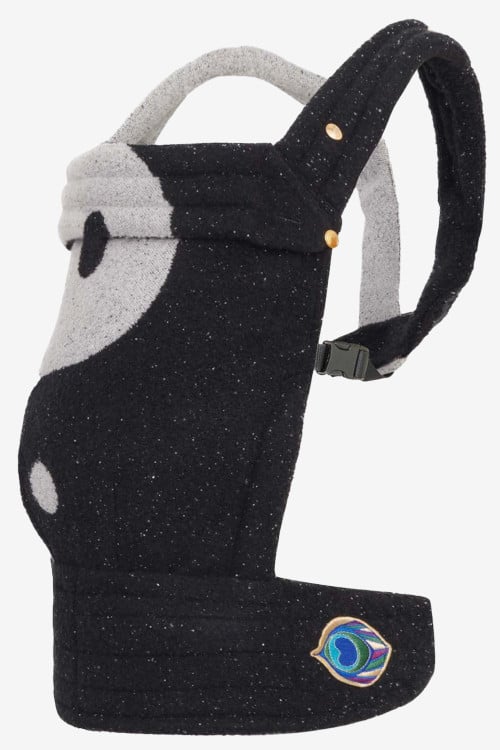 Black and white yin yang baby carrier in a cashmere and silk blend