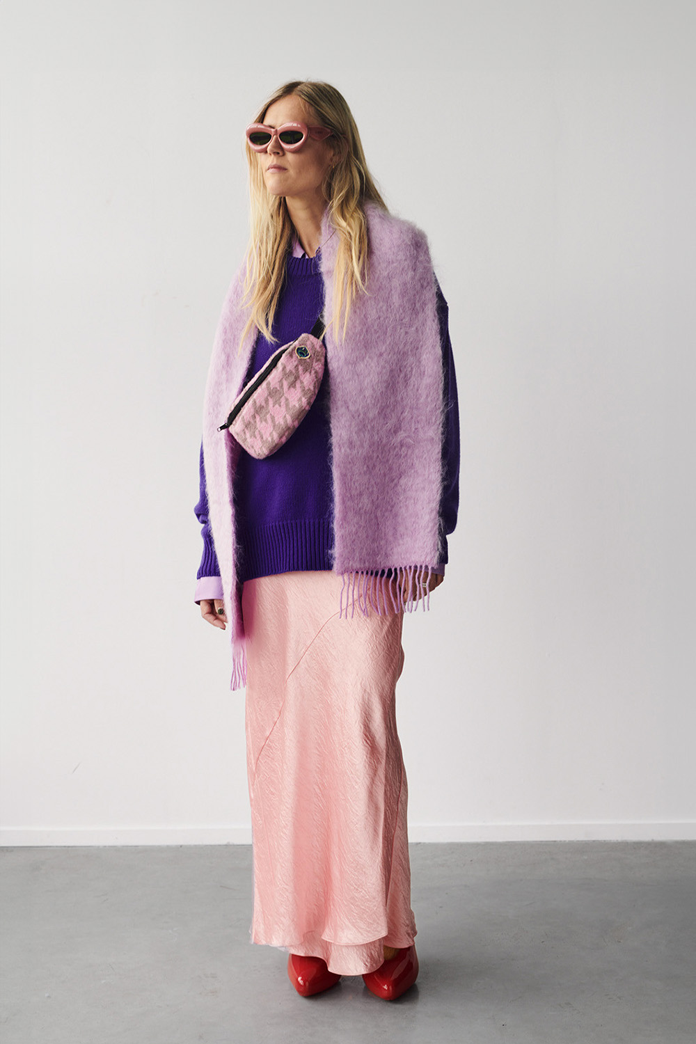 Magic Belt Bag Tweed Rose in cashmere and silk